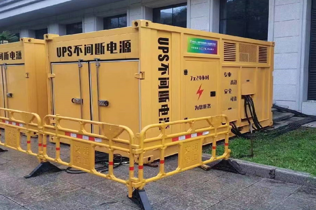龙江镇发电机租赁施工现场